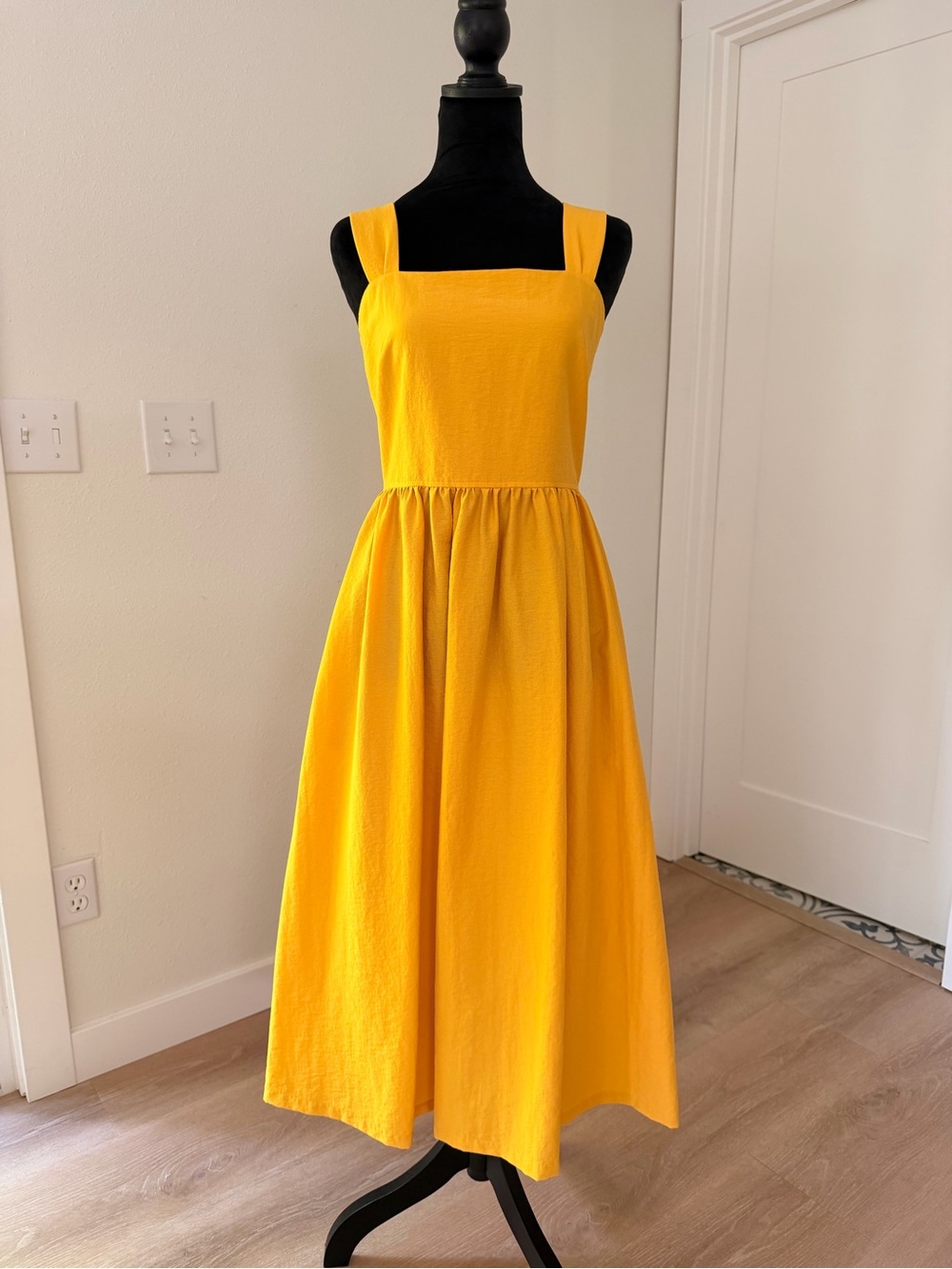 Treasure & Bond Bright Yellow Square-Neck Midi Dress